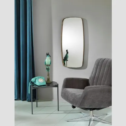 Specchio Plinio con cornice in metallo color bronzo di Stones