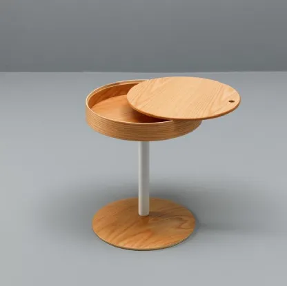 Tavolino Sabatino in legno con struttura in metallo di Stones