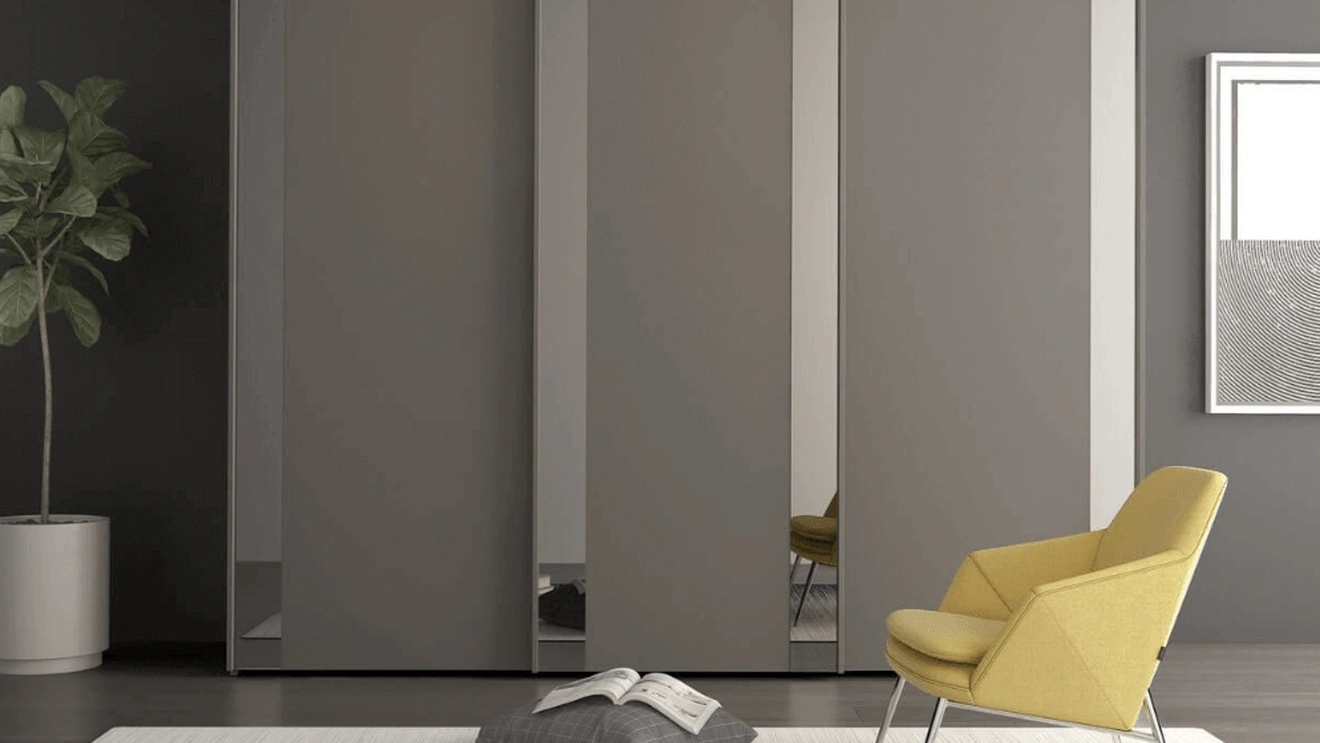 Armadio con ante scorrevoli 12 di Felver