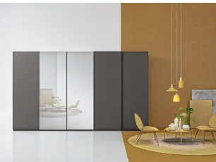 Armadio con ante scorrevoli Golf Linear W123 in melaminico e vetro di Colombini Casa