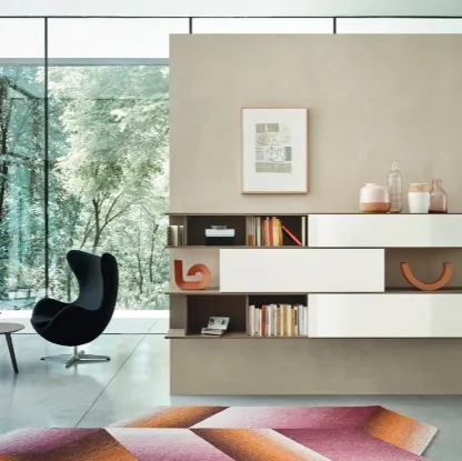 Libreria sospesa Lampo L6C13 in vetro lucido e impiallacciato Rovere di Sangiacomo