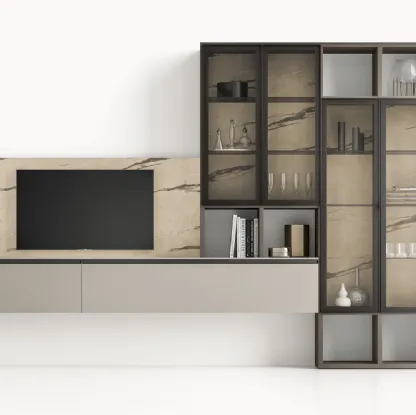 Parete Attrezzata GS309 in laccato opaco con boiserie effetto marmo e ante in vetro di SantaLucia