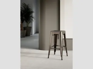 Sgabello Seven in metallo verniciato di Arredo3