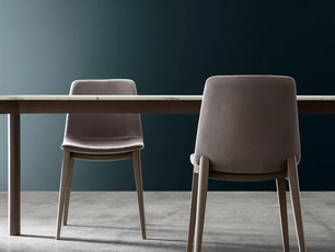 Sedia Vanity in tessuto e legno di frassino di Maronese