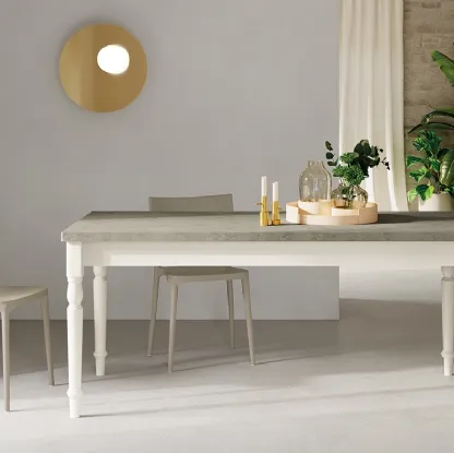 Tavolo Londra Allungabile con top in laminato e gambe in legno massello di Arredo3