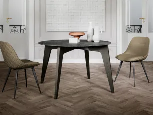 Tavolo rotondo Magic con top in laminato e gambe in massello di Frassino verniciato di Arredo3