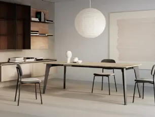 Tavolo allungabile Rubens con top in laminato e gambe in legno verniciato di Arredo3