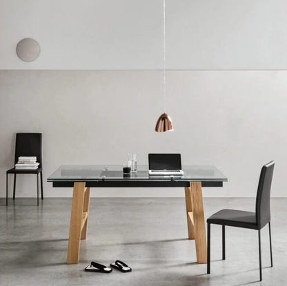 Tavolo allungabile Felix in vetro di Maronese