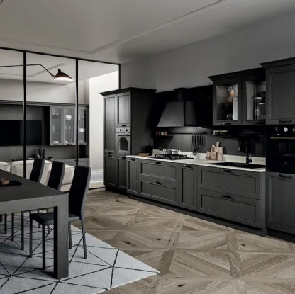 Cucina Classica lineare in legno di frassino finitura decapè Titanio e top in quarzo Opera di Arredo3