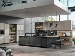 Cucina Moderna Time 10 in Rovere laccato Grigio Perla, Rovere tinto Grafite e legno antico Old Abete saponato di Gentili Cucine