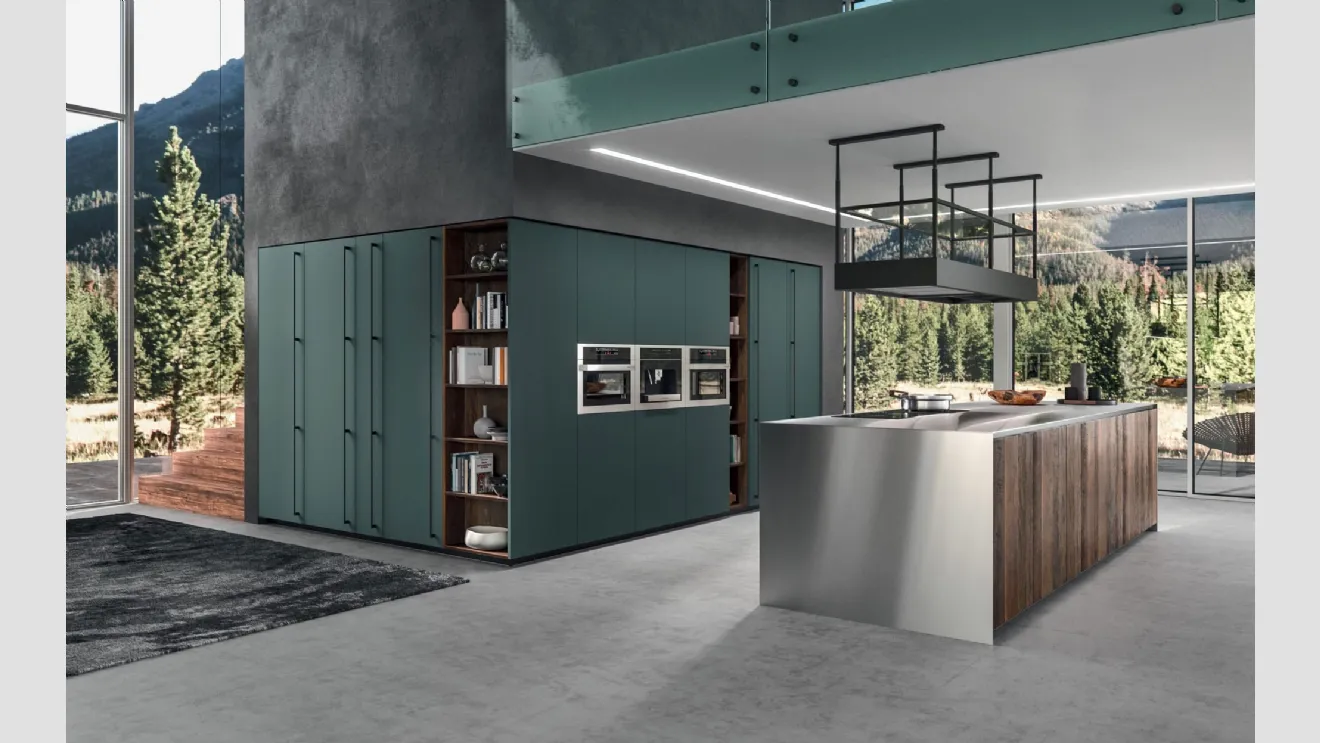 Cucina Moderna con isola Time 07 in legno Old Rovere Ascia e acciaio con colonne Fenix Verde Comodoro di Gentili Cucine