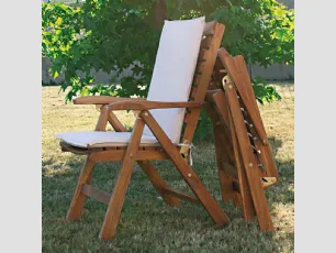 Poltrona Teak pieghevole in legno massello di teak indonesiano con finitura olio naturale di La Seggiola